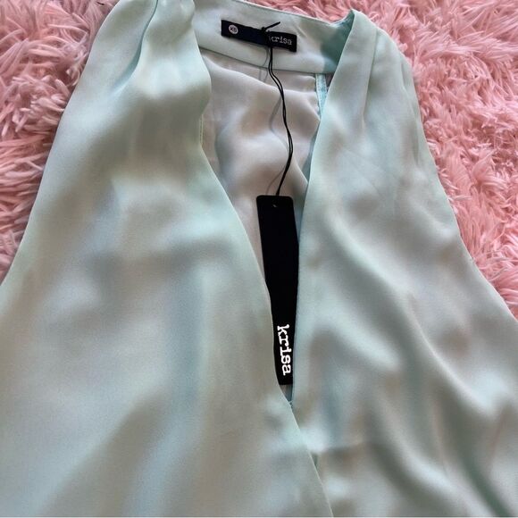 Karisa Surplice Tank in color Myth NWT size XS - Picture 3 of 7